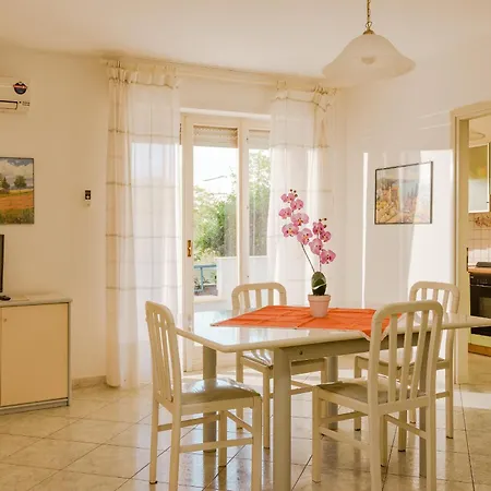 2 Minutes From The Beach, Comfort