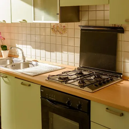2 Minutes From The Beach, Comfort Apartman *