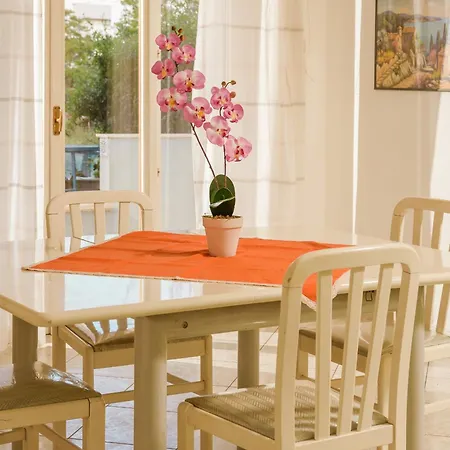 Appartement 2 Minutes From The Beach, Comfort Alghero