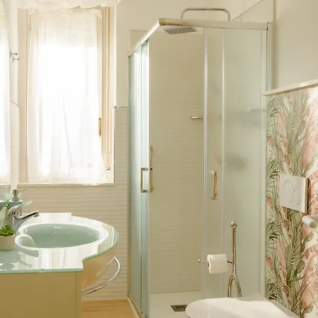 2 Minutes From The Beach, Comfort Apartman *